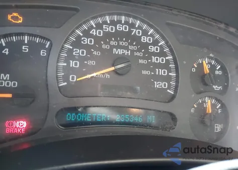 2004 Chevrolet Tahoe Ls z USA, uszkodzony, nr VIN 1GNEC13V64J316827